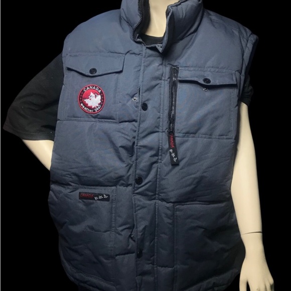 Men's Canada weather gear Gray and Red Puffer Jacket - Picture 2 of 3